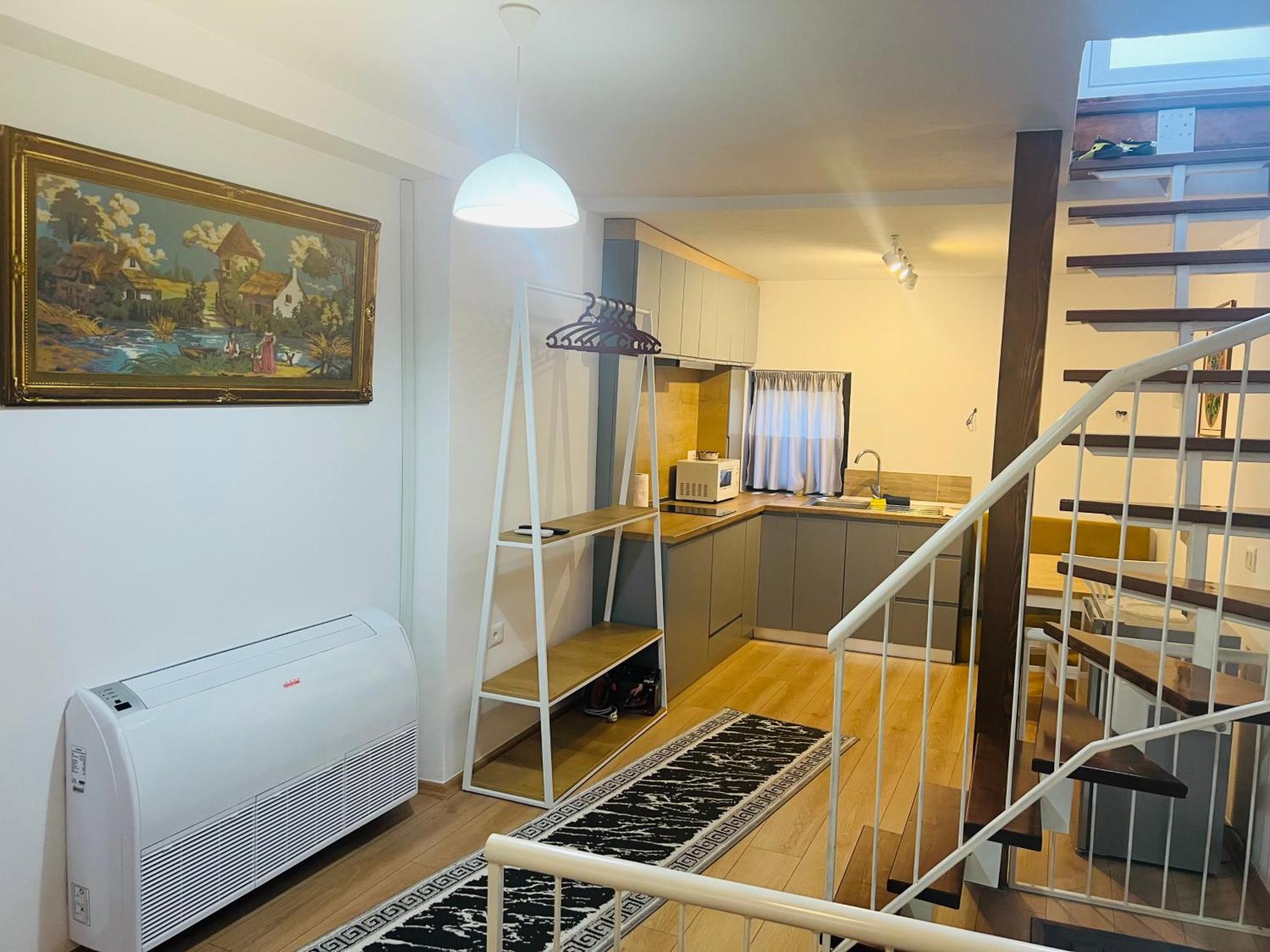 Charming House Apartment โปกราเดซ ภายนอก รูปภาพ