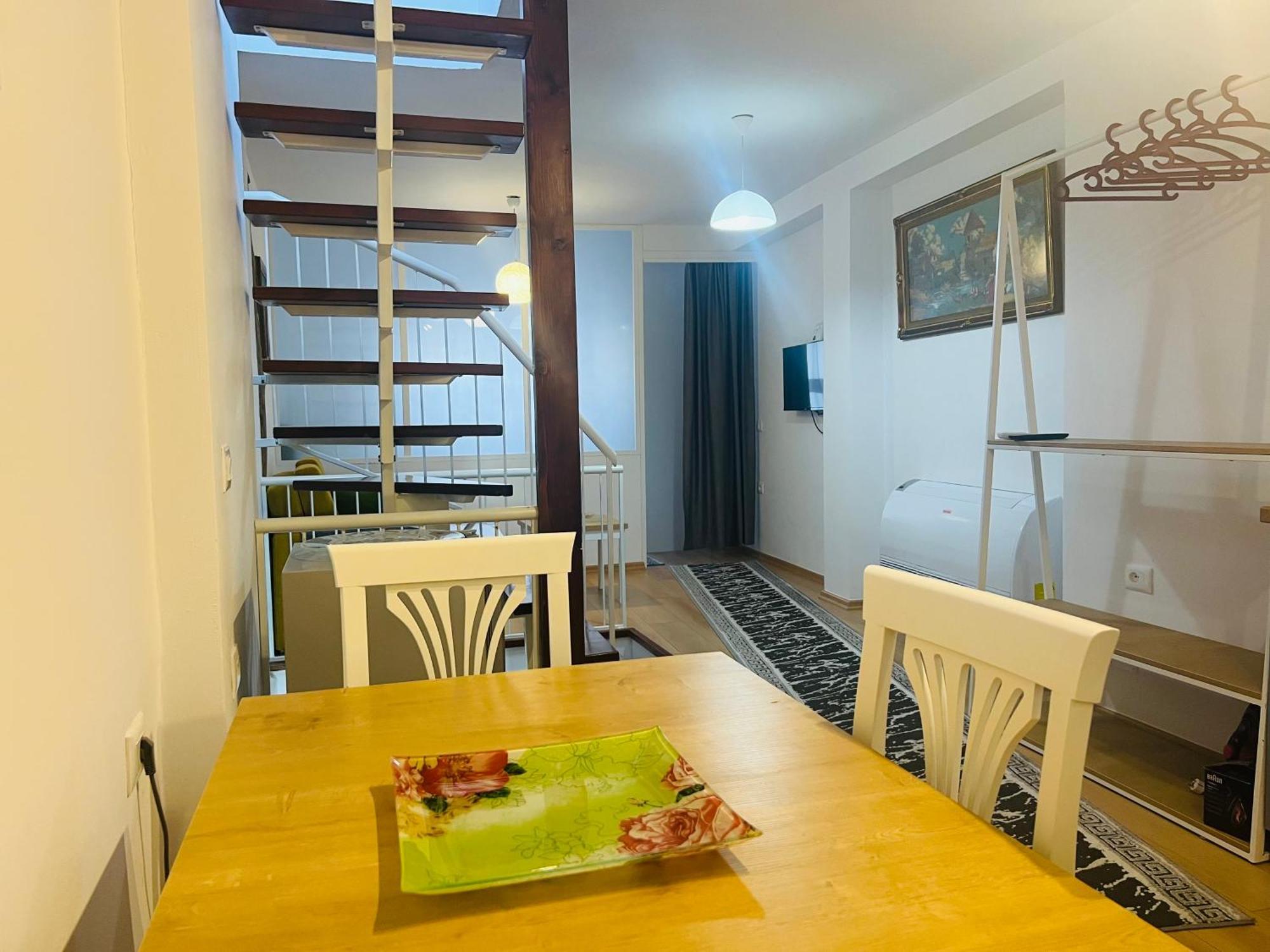Charming House Apartment โปกราเดซ ภายนอก รูปภาพ